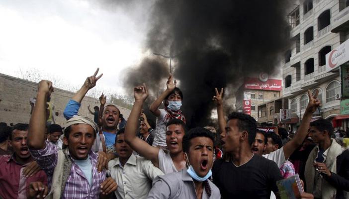 كارنيجي: “تويتر” نافذة للصراع السني – الشيعي المتزايد في العصر الرقمي