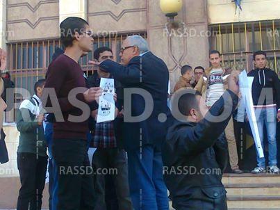 وقفة بالمعهد العالي ببورسعيد ضد الانقلاب