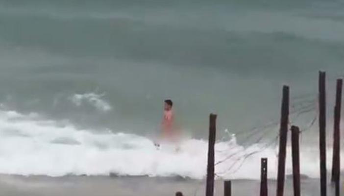 بالفيديو.. “داخلية غزة” تتهم الجيش المصري بإعدام فلسطيني مختل عقليًا