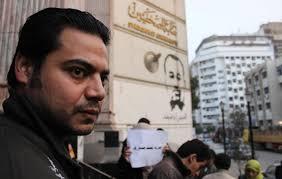 إرجاء محاكمة الصحفى الوليد اسماعيل لـ 25 مارس المقبل