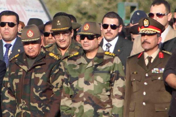 هآرتس: جنرالات مصر يكرهون “حماس” أكثر من قادة “إسرائيل”