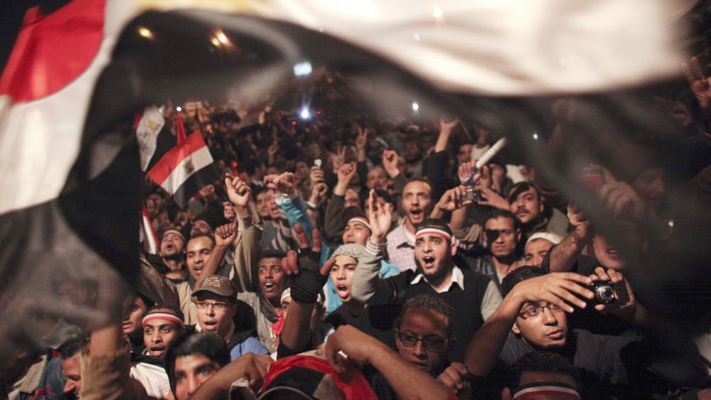 فرحة العاجز! – عبدالرحمن يوسف