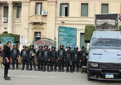 سيايون:قوانين حماية المنشأت عسكرة للجامعات