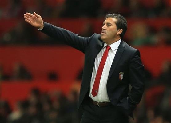 بيسيرو يستبعد أنطوي والشيخ من قائمة الأهلي في لقاء أسوان