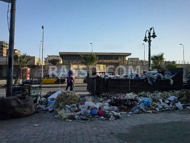 شوارع غرب الإسكندرية .. مخازن للقمامة والبلطجة