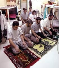 الإفراج عن 26 أسير فلسطينى غدا مقابل عودة المفاوضات