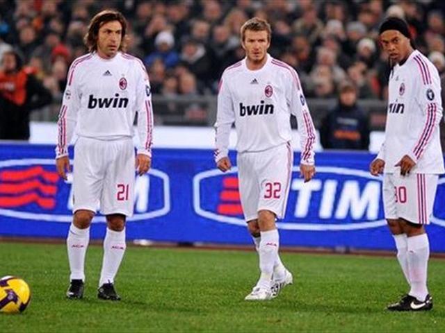 بالفيديو والأسماء | أفضل ركلات حرة في تاريخ كرة القدم