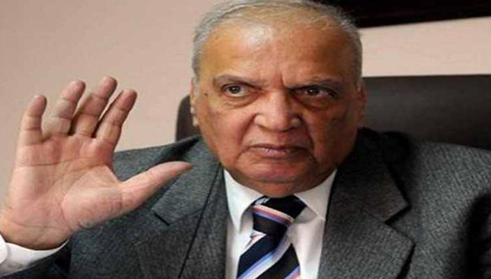 الفقيه الدستوري نور فرحات: مصر في خطر