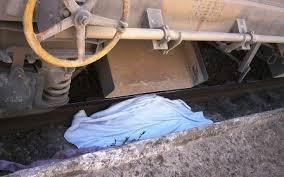 قطار يدهس طالبة بمزلقان كفر البطيخ بدمياط