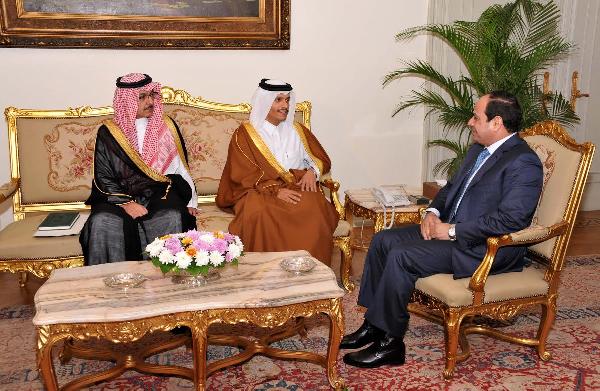 هآرتس: تقارب القاهرة والدوحة في صالح “إسرائيل”