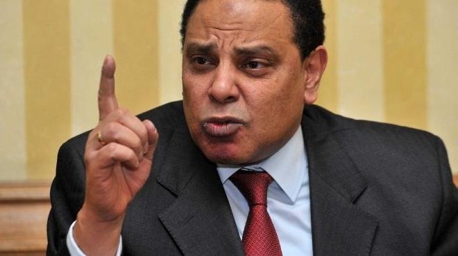 الأسواني: 30 يونيو ثورة لكنها “أعادت نظام مبارك للحكم”