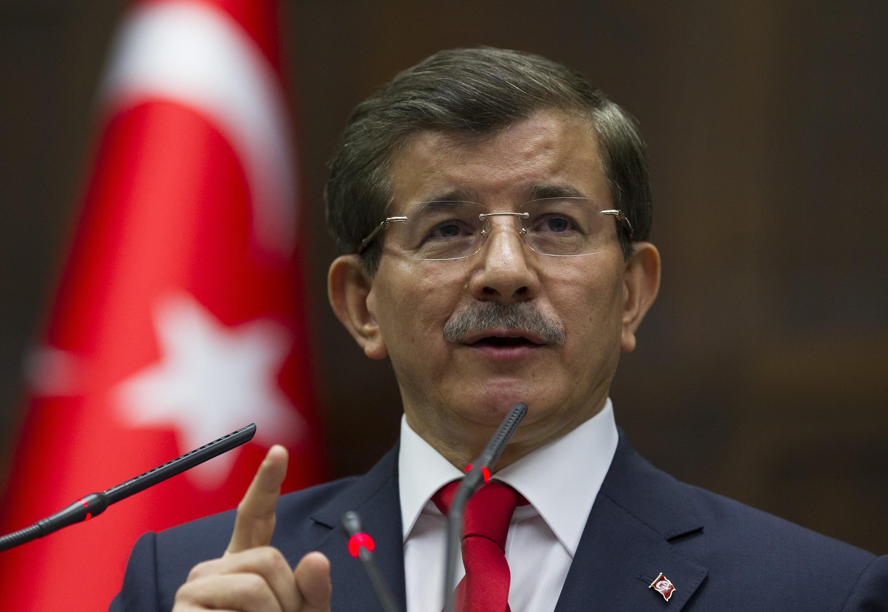 أوغلو يعلن رفع الحد الأدنى للأجور إلى 1300 ليرة “3900 مصري”