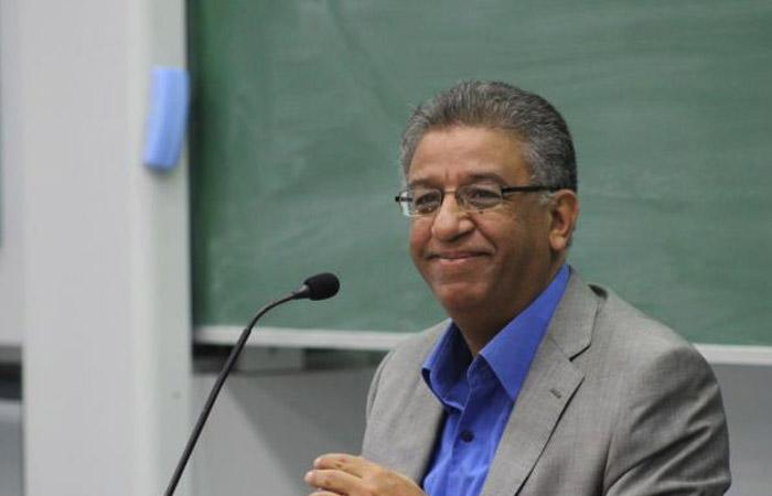 سيف الدولة: “مش عارف الناس اللي بيحدفها علينا السيسي جايين منين”