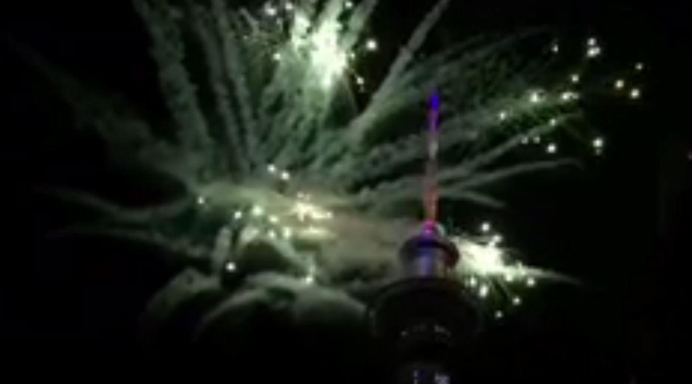 بالفيديو.. نيوزيلندا استقبلت 2017 منذ ساعات