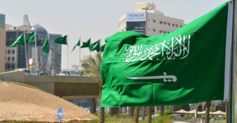 السعودية تحظر على الأجانب 20 وظيفة في مجال السياحة شبكة رصد