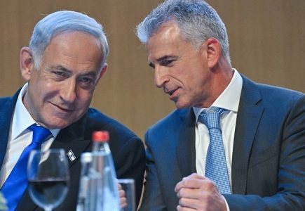 رئيس الموساد ونتنياهو